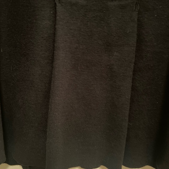 CABI black cotton blend knit skirt size medium - Picture 2 of 10